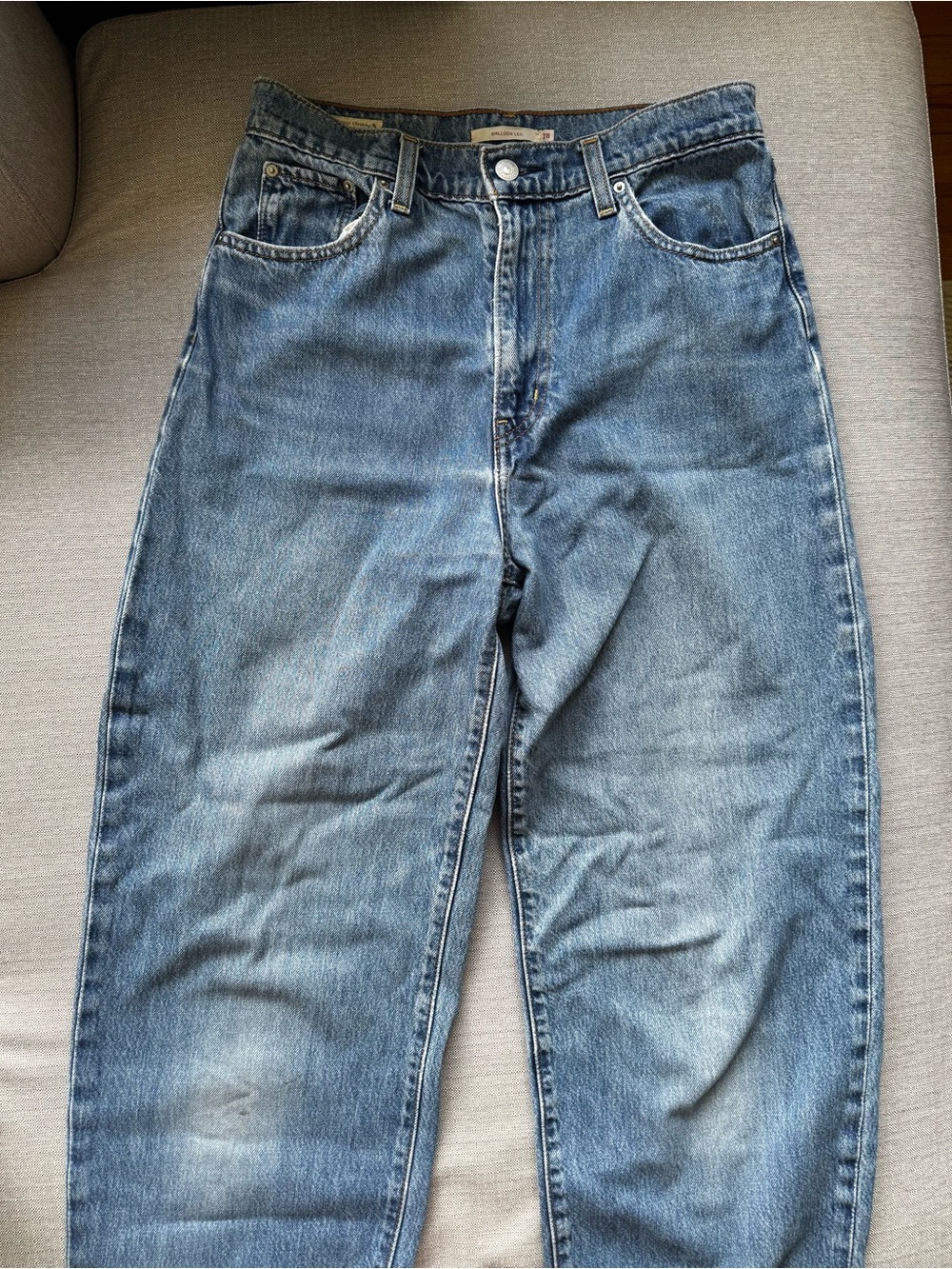 Levi's Premium Blue Balloon Wide Leg Jeans, Size 28